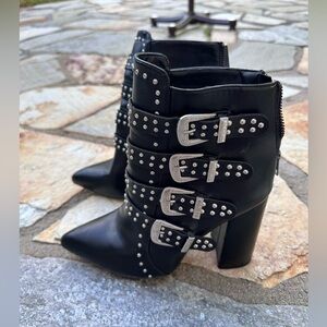 Fashion Nova Black boots. Size 9